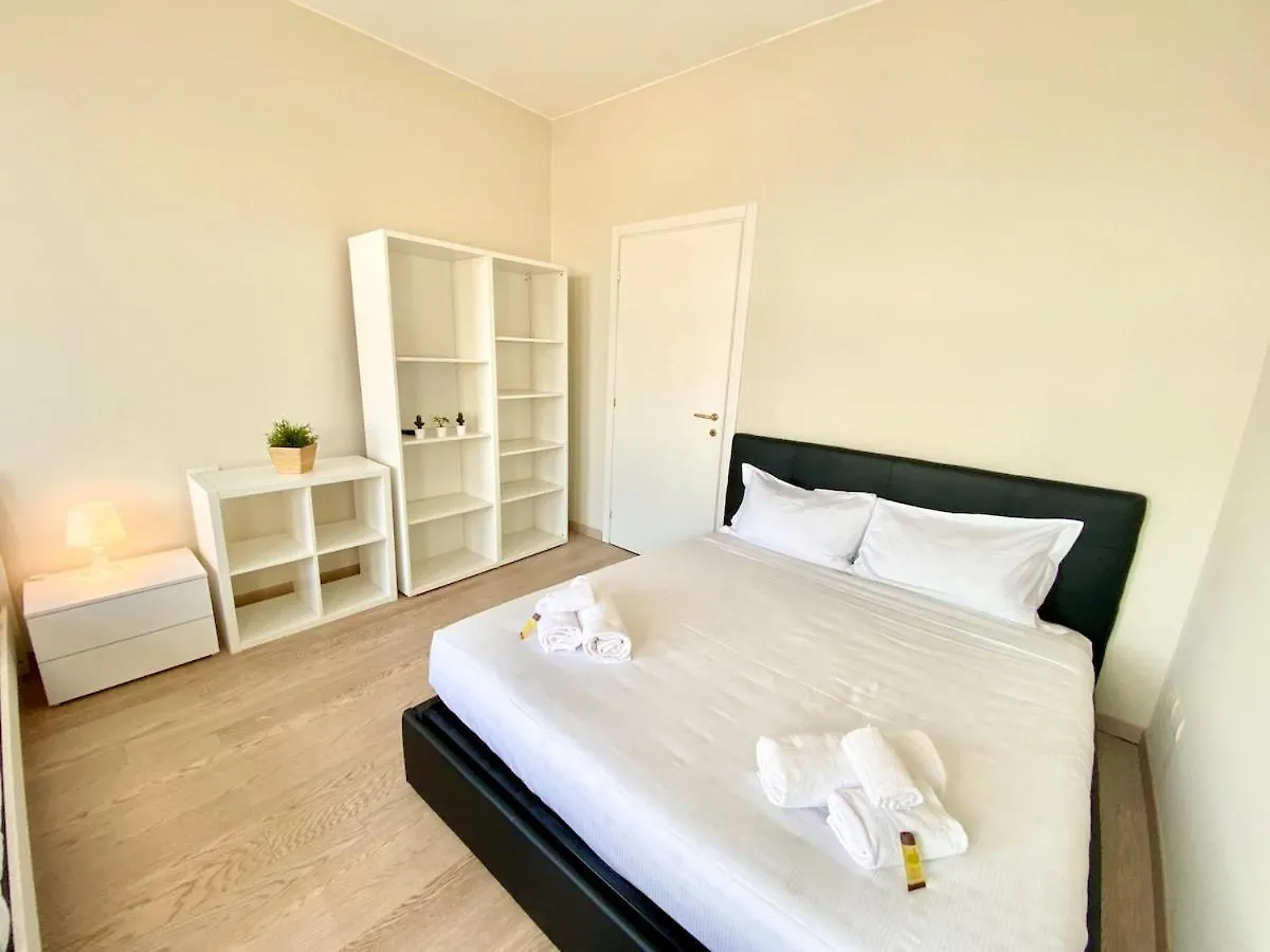 1 Min Castle - 7 Min Cathedral On Walk Prestige Apartment 米兰 意大利