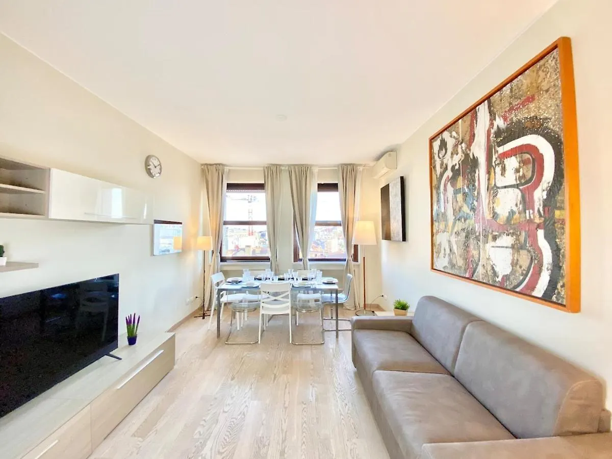 1 Min Castle - 7 Min Cathedral On Walk Prestige Apartment 米兰