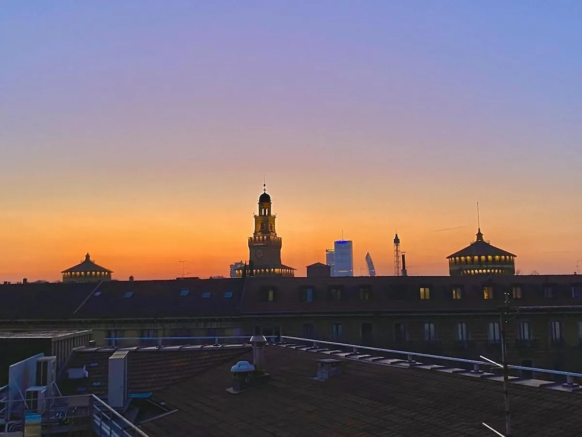 1 Min Castle - 7 Min Cathedral On Walk Prestige Apartment Milan
