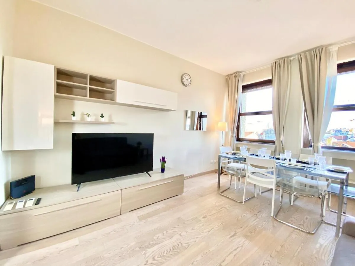 1 Min Castle - 7 Min Cathedral On Walk Prestige Apartment Milan