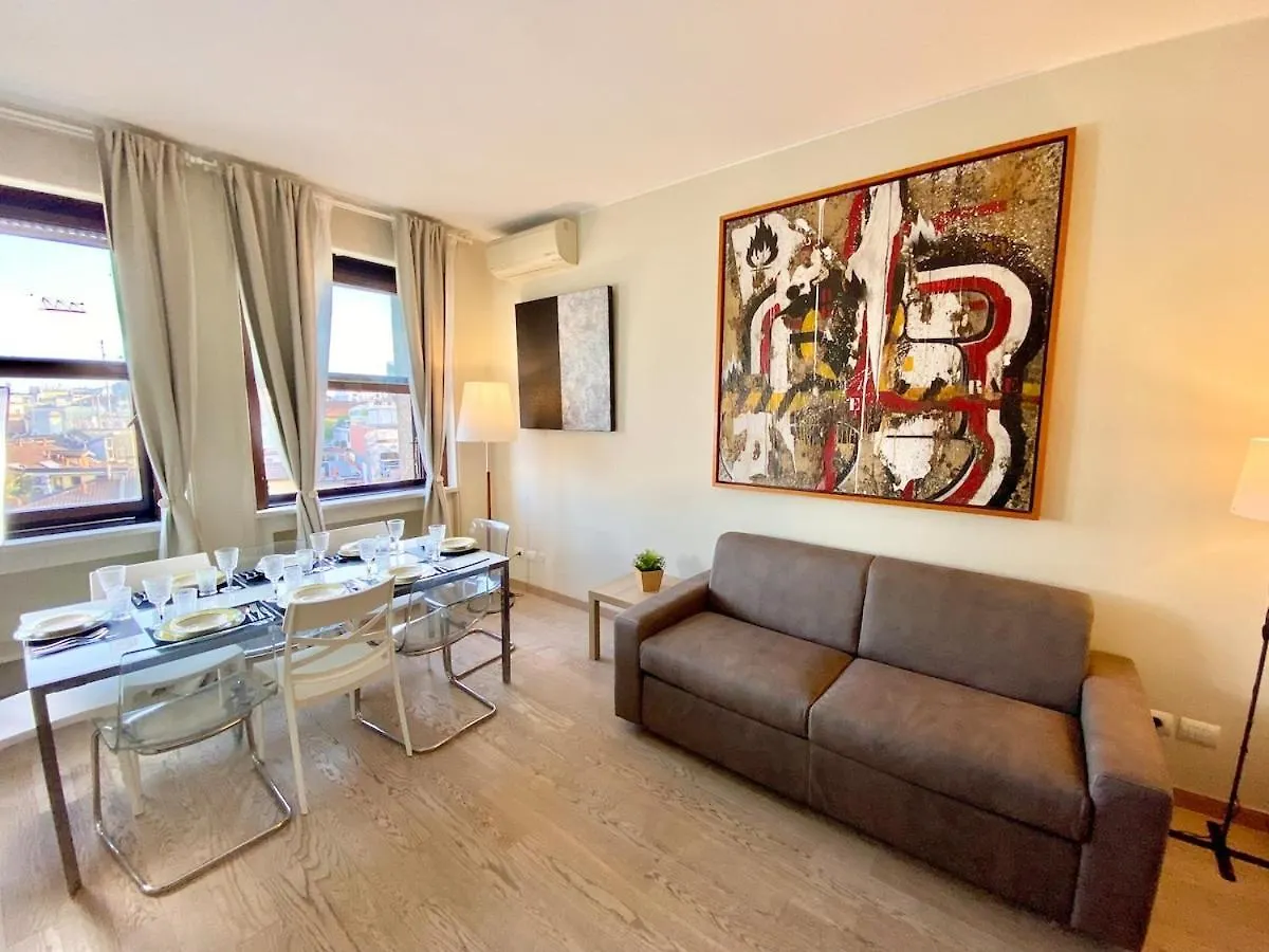 1 Min Castle - 7 Min Cathedral On Walk Prestige Apartment Milan