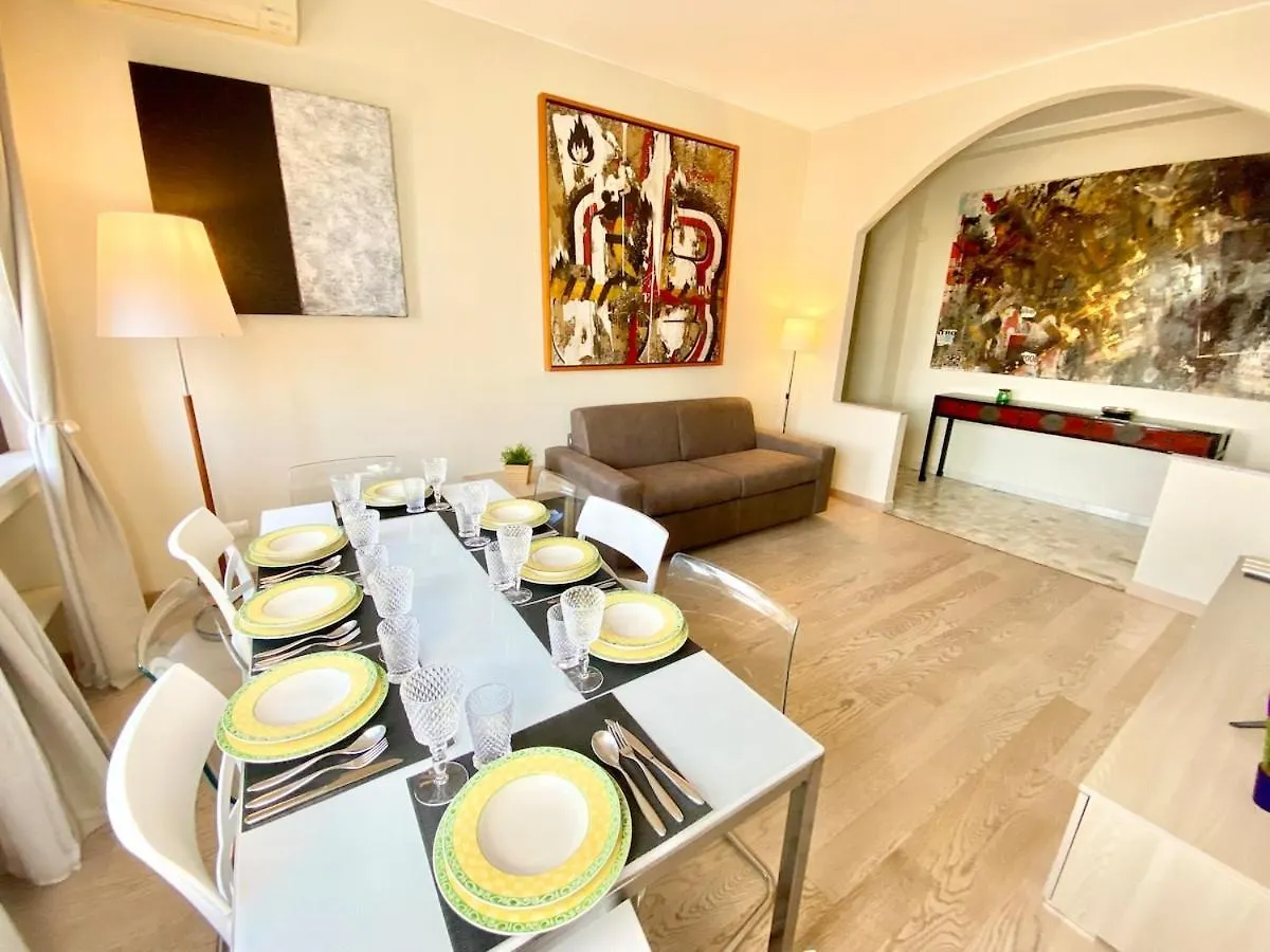1 Min Castle - 7 Min Cathedral On Walk Prestige Apartment Milan 0*,