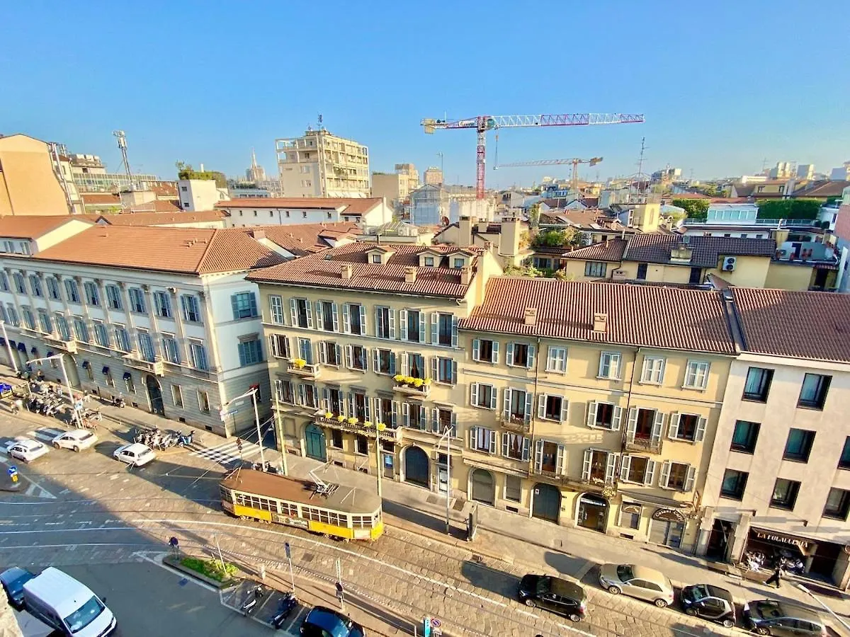 1 Min Castle - 7 Min Cathedral On Walk Prestige Apartment Milan